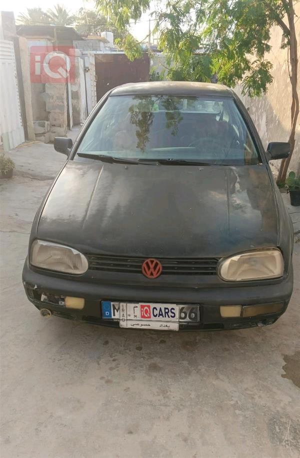 فولكسفاغن جولف 1998 للبيع في العراق -  بغداد